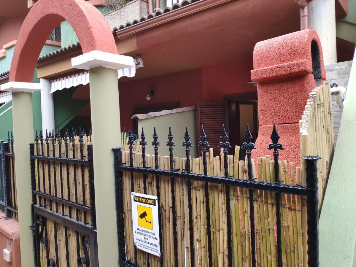 Villa La Casa Dei Poeti Villasimius Exterior foto